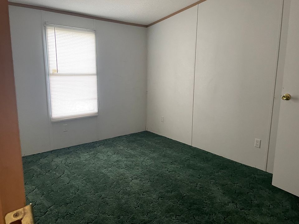 1st image of 13710 Fox Oak St