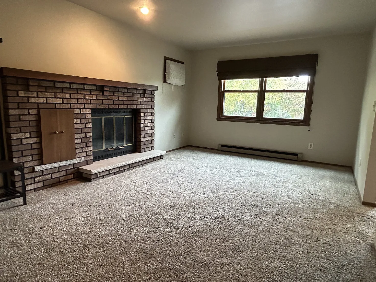 2 bed, 1.5 bath, 1075 sqft, $1,429 — Photo 4