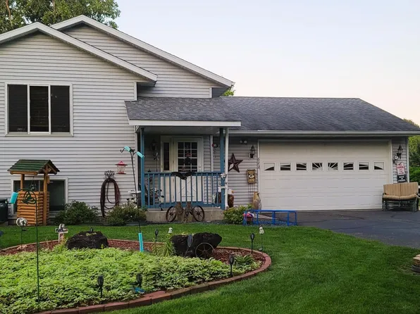 622 Hope St, Prescott, WI 54021