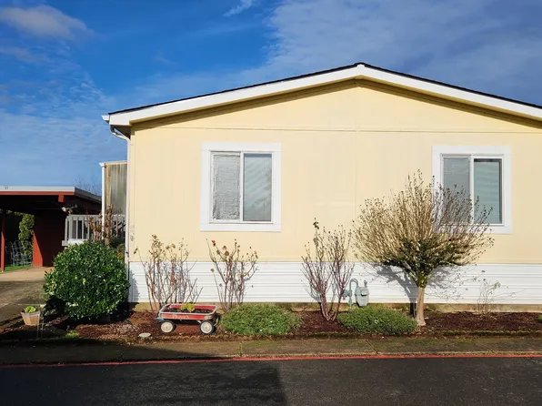 20248 Highway 213 Unit 27, Oregon City, OR 97045