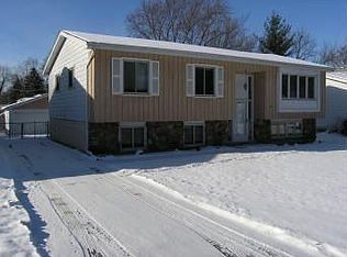 1030 S Myrtle Ave, Villa Park, IL