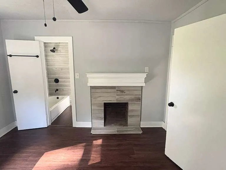 8457 Thomaston Rd — Photo 10