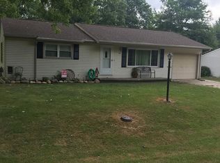 1311 Waters Cir, Ashmore, IL 61912