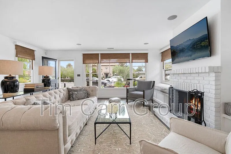 3 bed, 2.0 bath, 1634 sqft, $8,495 — Photo 4