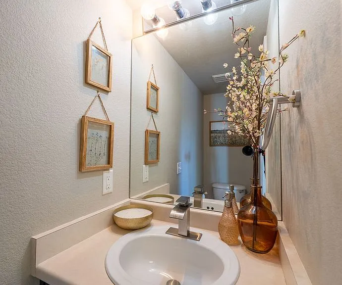 5246 Balsam St — Photo 15