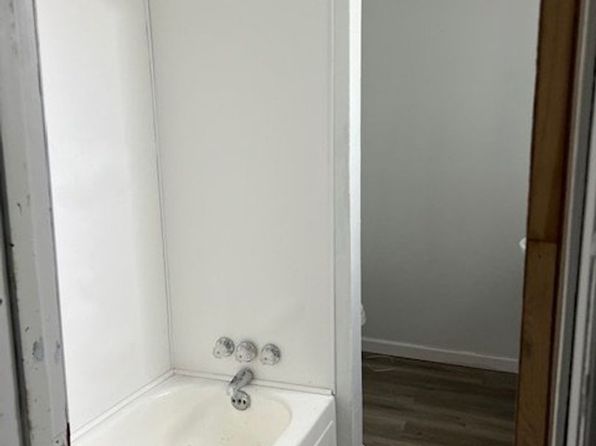 145 North Ave APT 1