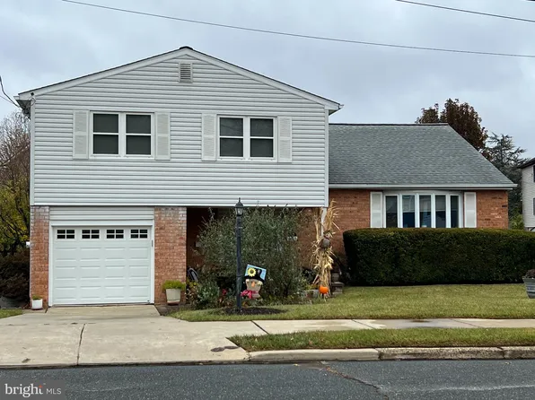 403 Kismet Rd, Philadelphia, PA 19115
