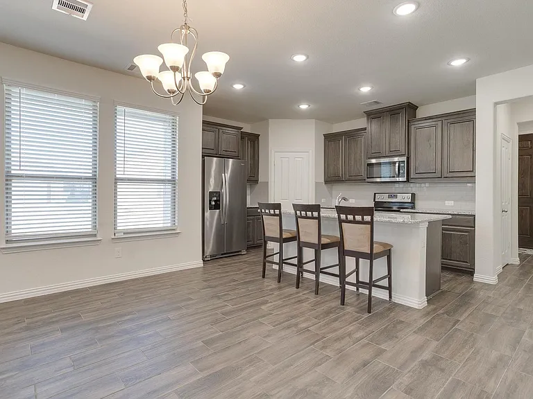 6721 Farsight Dr — Photo 9