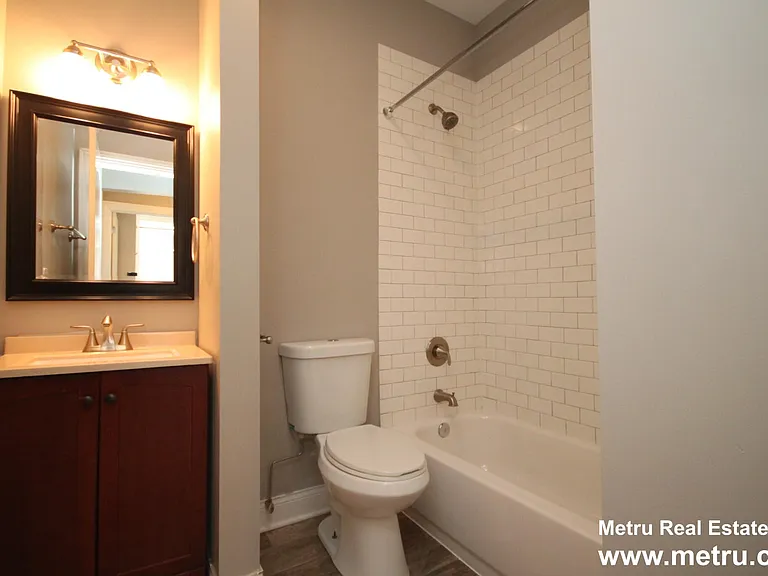 1414 W Montrose Ave #3W — Photo 12