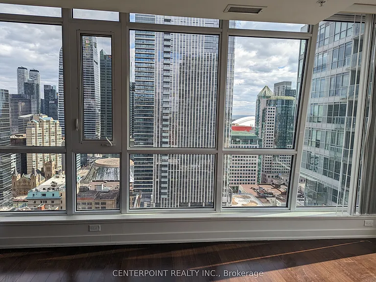 199 Richmond St W #2905 — Photo 3
