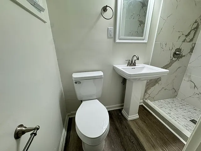 1526 Barcelona Dr — Photo 14