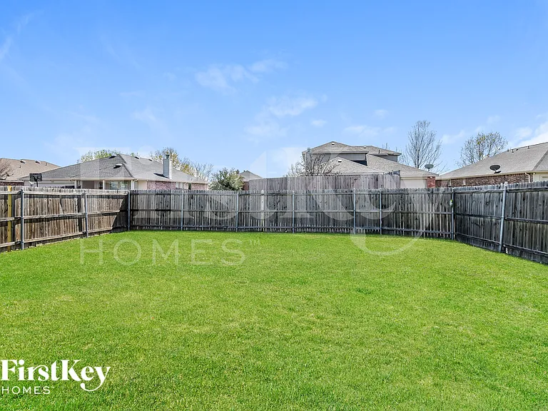 609 Rosemary Dr — Photo 19