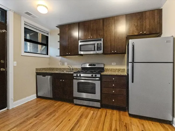 3707 N Sheffield Ave #1, Chicago, IL 60613