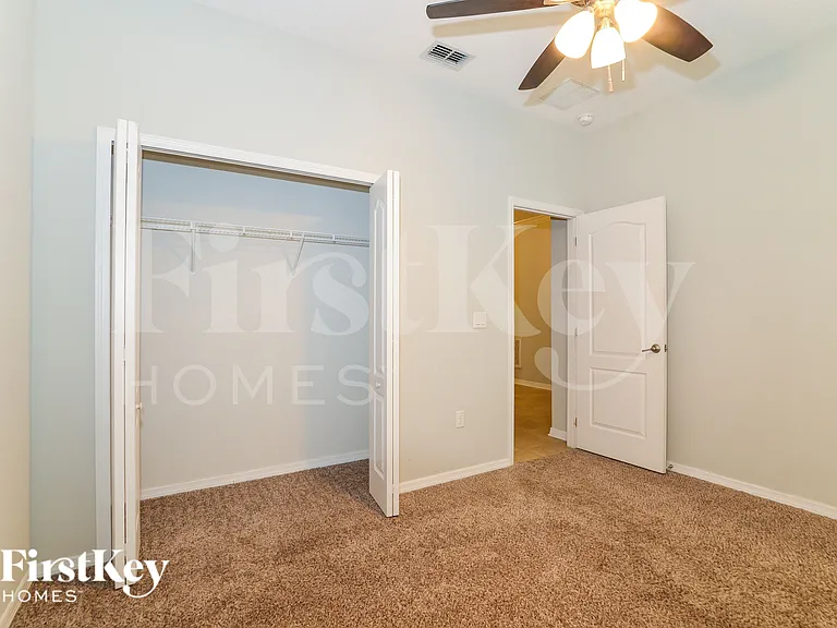 1124 Berkley Ridge Ln — Photo 16