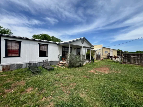 4788 Cedar Rock Pkwy, Crawford, TX 76638