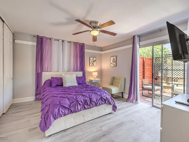 2400 Sherman Pl — Photo 14