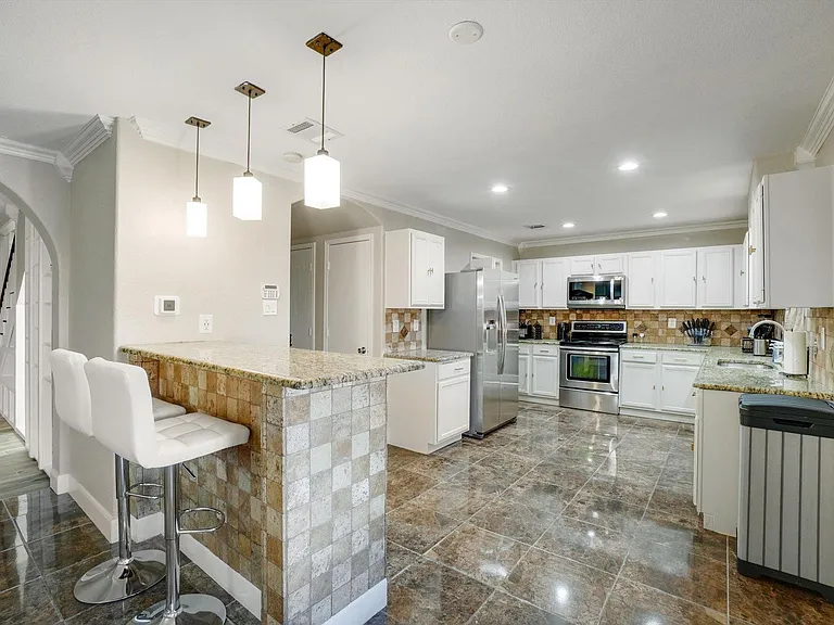 2952 Barberini Dr — Photo 9