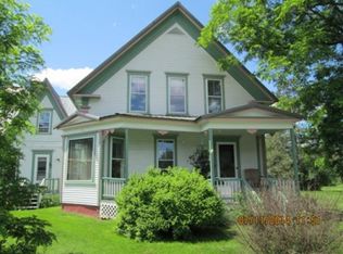 377 Gale St, Canaan, VT 05903