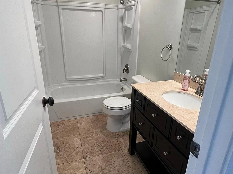 893 E Arnecia Ct #20 — Photo 7