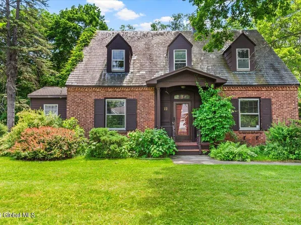 12 Laurel Drive, Albany, NY 12054