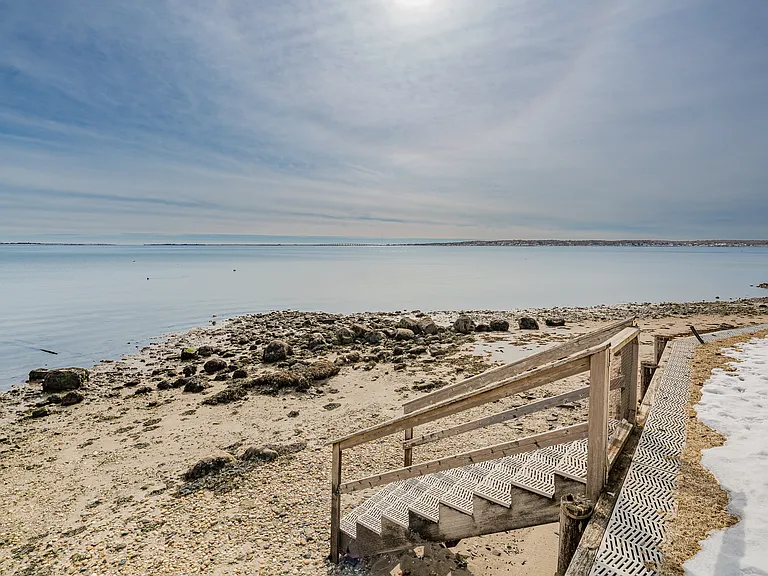 6 Bay Rd — Photo 8