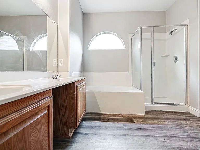 2504 Cypress Point Dr — Photo 19