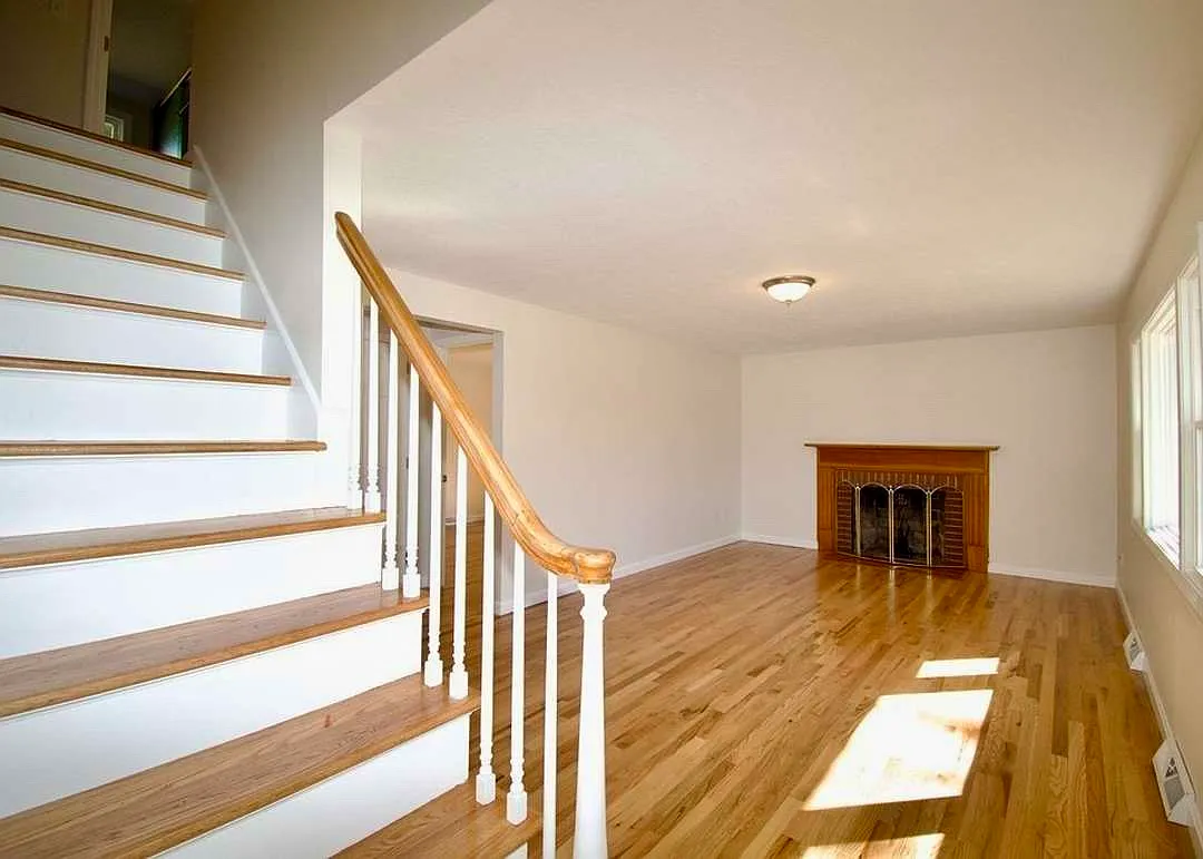 4 bed, 1548 sqft, $3,595 — Photo 2