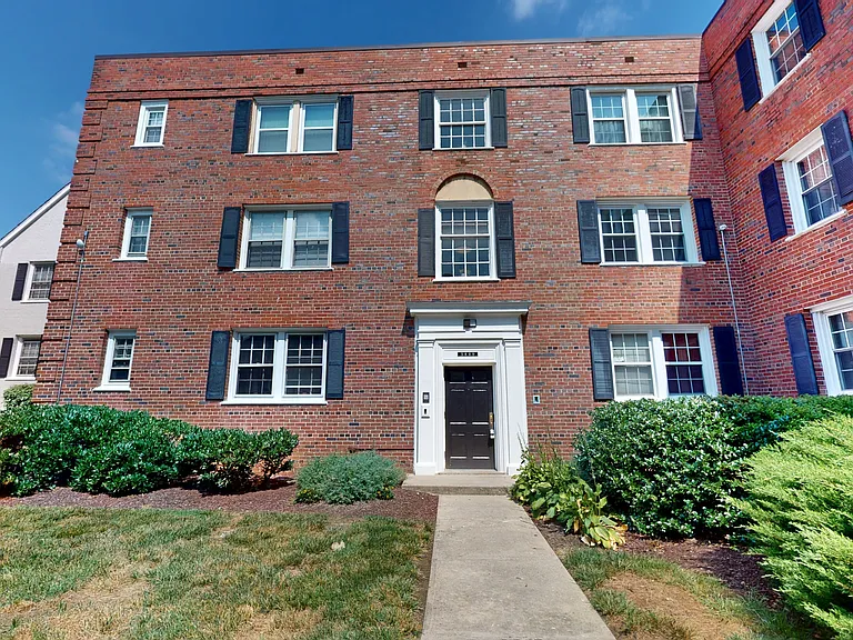 3809 W St SE #1-301 — Photo 11