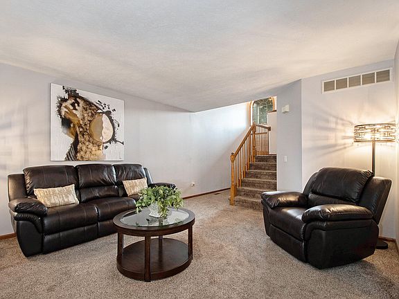 5th image of 2619 W Highland View Cir SE