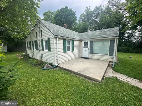 65 Rachel Ln, Inwood, WV 25428
