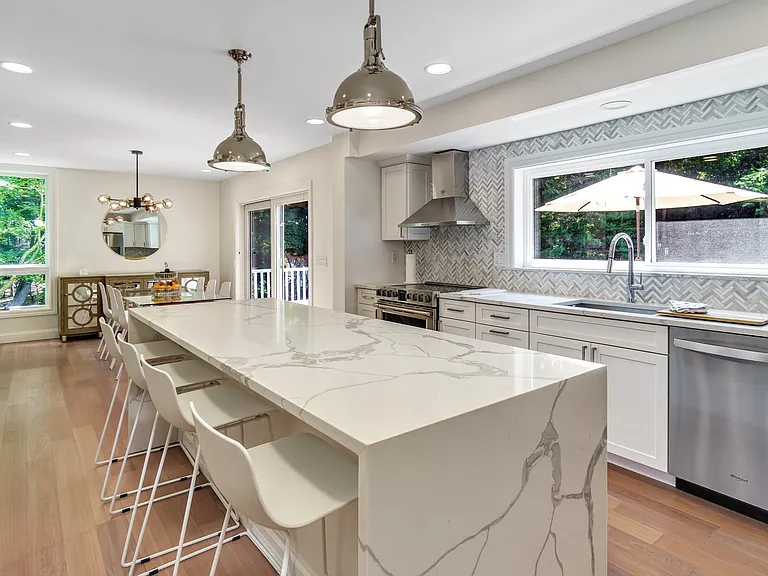 4 Scrimshaw Dr — Photo 12