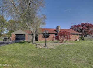 710 Sunset Ln, Northumberland, PA