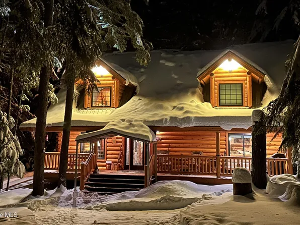 3882 Cavanaugh Bay Rd, Coolin, ID 83821