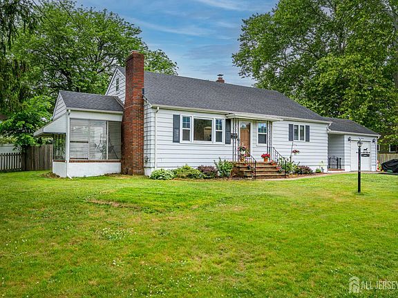 3rd image of 113 Dutch Neck Rd