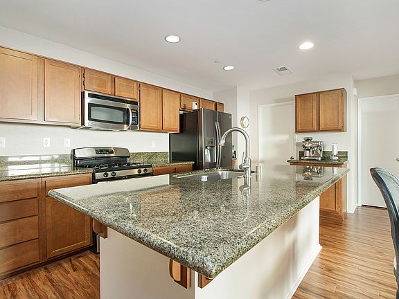 5th image of 34222 Belfair Way