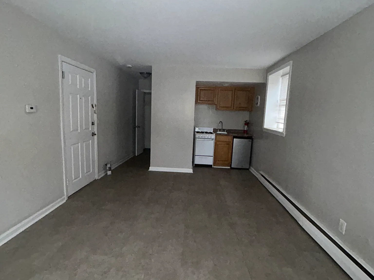 Studio, 900 sqft, $1,500 — Photo 2