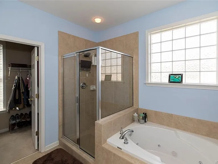 9243 Whispine Ct — Photo 24
