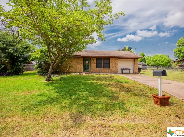 903 Celina St, Little River Academy, TX 76554