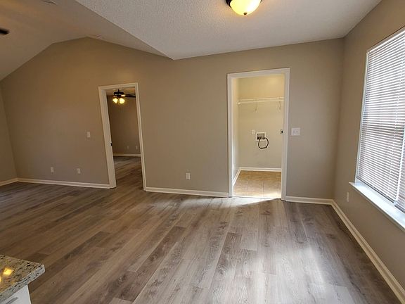5th image of 2882 Copeland Rd