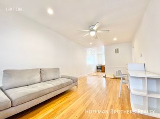 125 N Hamilton Dr APT A, Beverly Hills, CA 90211