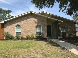 5810 Redwood Ln, Rowlett, TX 75089