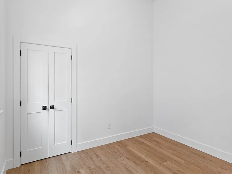 101 Richmond St #212 — Photo 9