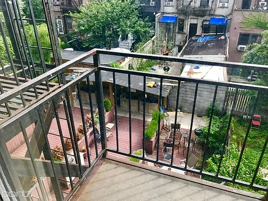 Rented by Point NYC | media 18