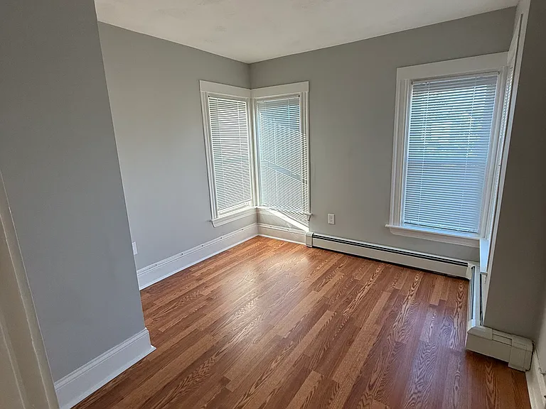 1922 Columbus Ave #2 — Photo 10