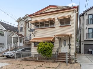 217 Centre St, Elizabeth, NJ