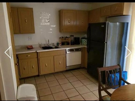 4th image of 6140 W Port Ave #6140