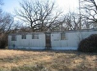 754 Volunteer Rd, Delphos, KS 67436