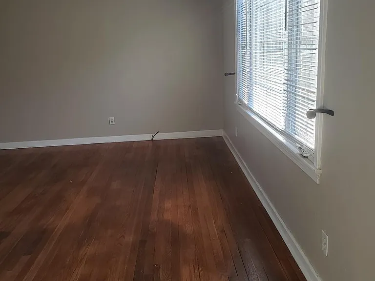 2215 Somerset Dr — Photo 7