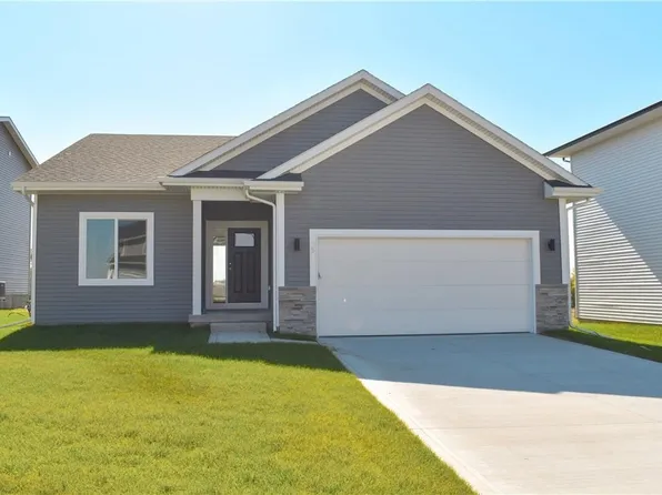 15122 Deerview Dr, Urbandale, IA 50323
