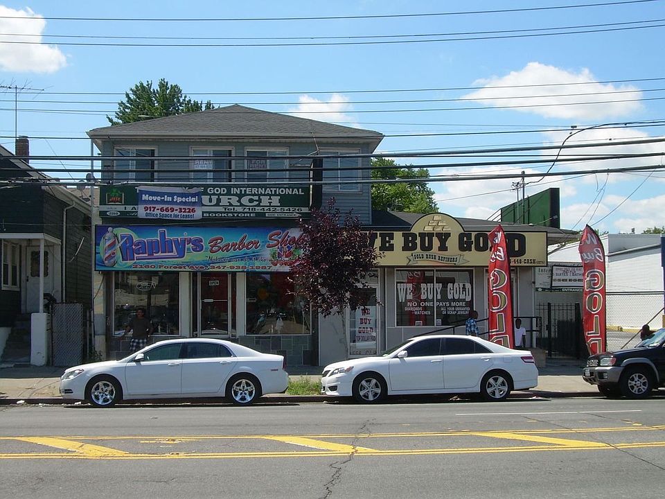 2nd image of 2160 Forest Ave